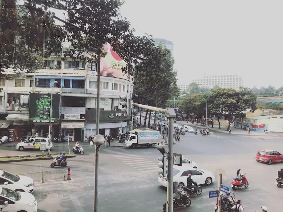 The Wooden Apartments - In The Heart Of Ben Thanh โฮจิมินห์ซิตี้ ภายนอก รูปภาพ
