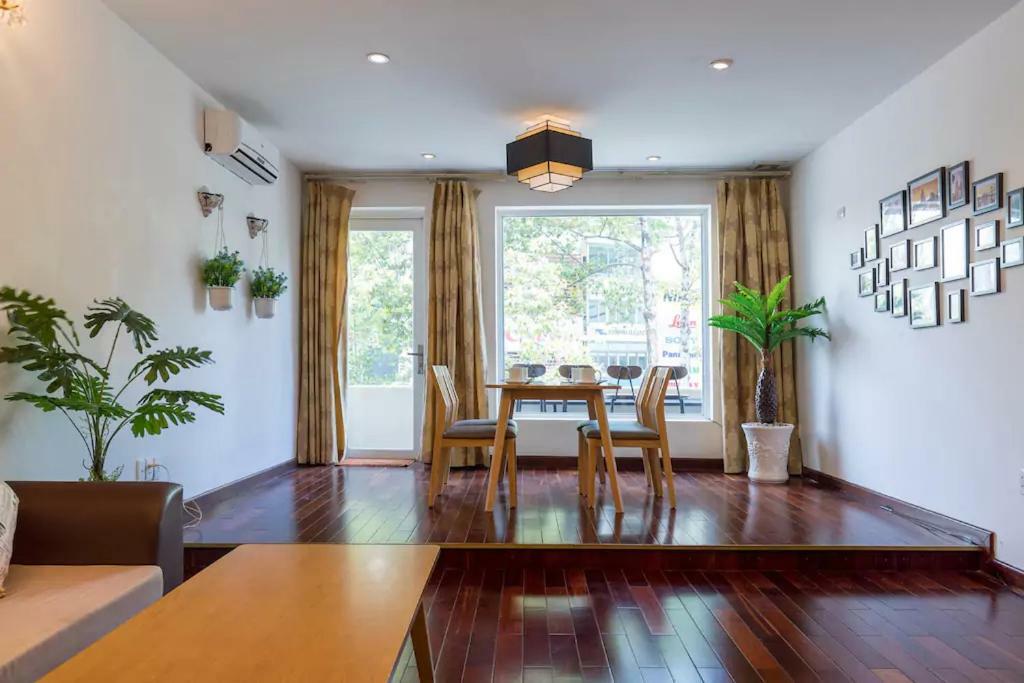 The Wooden Apartments - In The Heart Of Ben Thanh โฮจิมินห์ซิตี้ ภายนอก รูปภาพ
